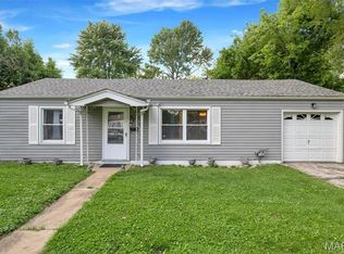 37 Saint Celeste Dr, Florissant, MO 63031