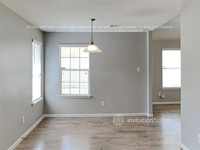 19218 Sandelford Dr — Photo 5