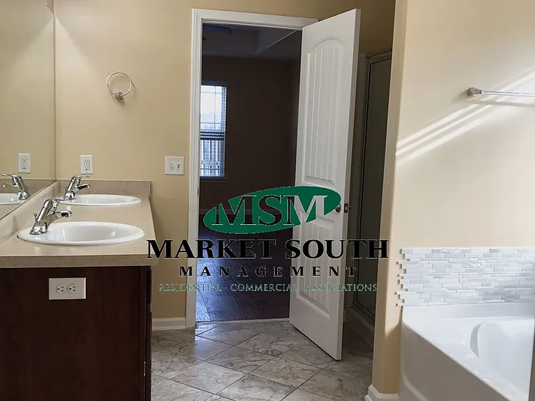 29 Bay Willow Ct — Photo 6