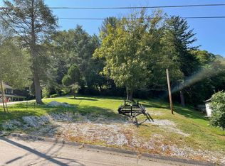 865 Saunders St, Saint Albans, WV 25177