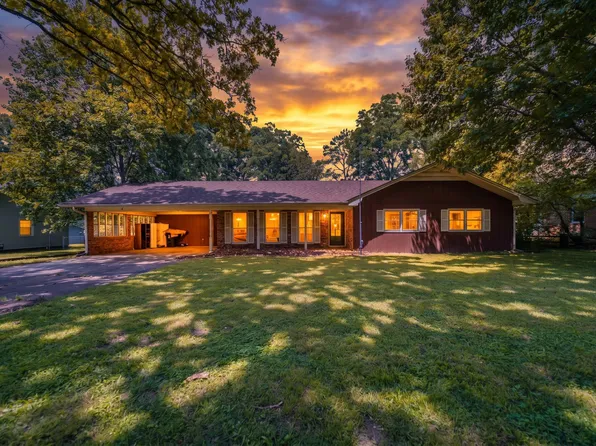 2823 Laurie Drive, West Plains, MO 65775