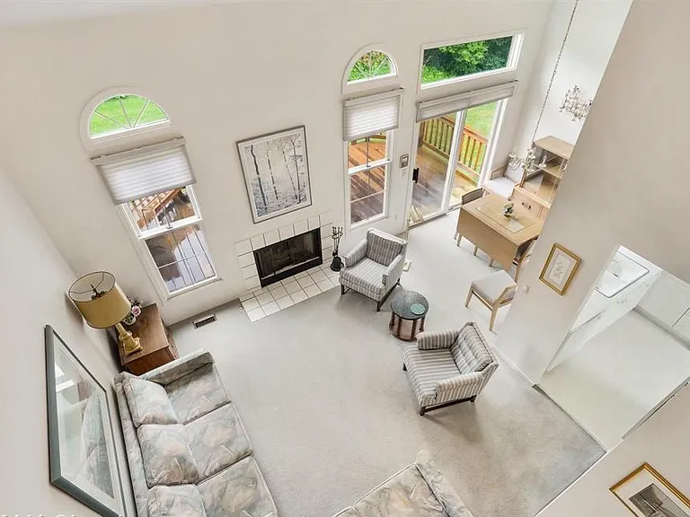 24267 Weathervane Ct — Photo 2