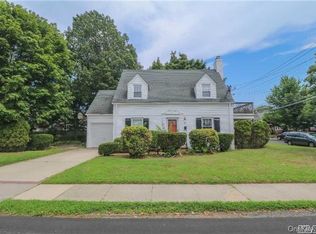 80 Lindner Pl, Malverne, NY 11565