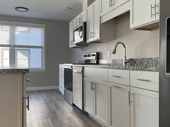 2nd image of 150 Scarborough Downs Rd #219