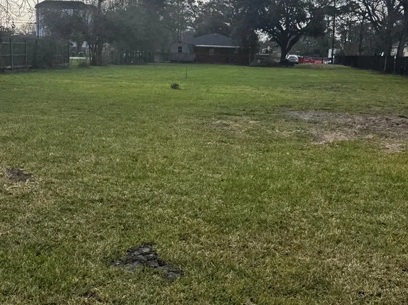 6533 Maybell St, Houston, TX 77091