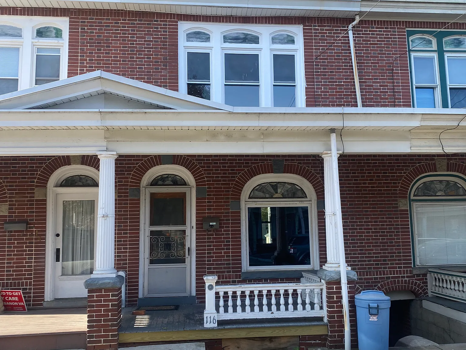 3 bed, 1.5 bath, 1453 sqft, $1,700 — Photo 1