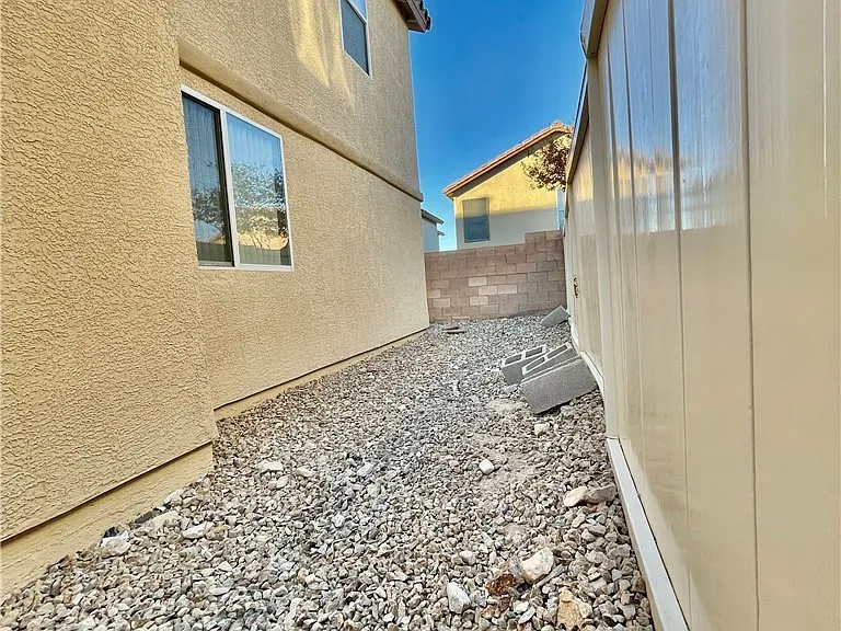 11901 Fairfax Ridge St — Photo 42