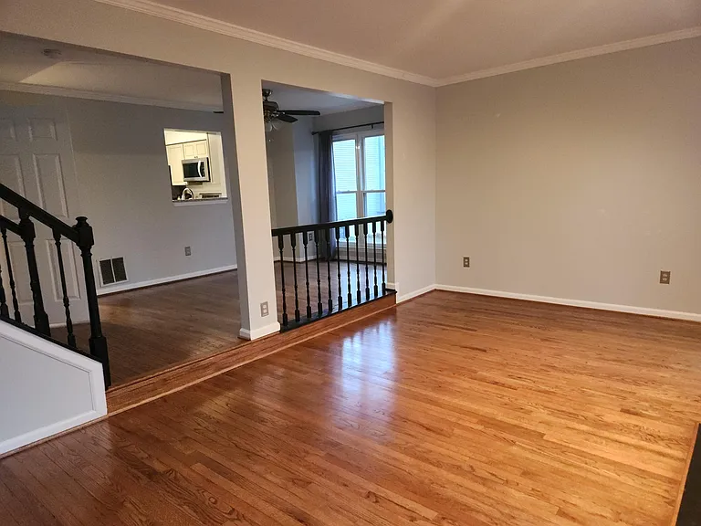 14318 Beaker Ct — Photo 8