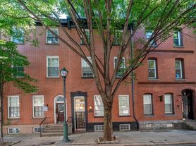 329 S 12th St, Philadelphia, PA
