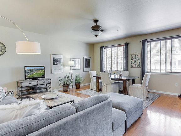 05_706_E_Washington_St_Unit_203__05_mls