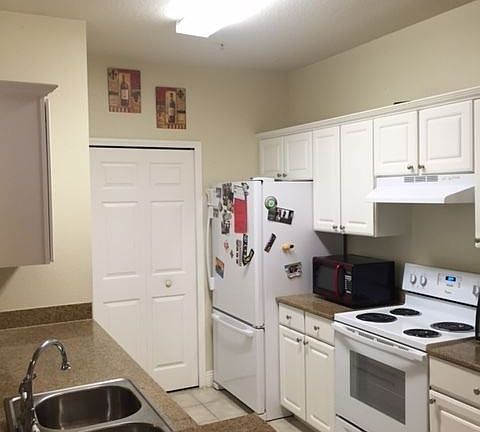 5th image of 143 Southern Pecan Cir Unit 205