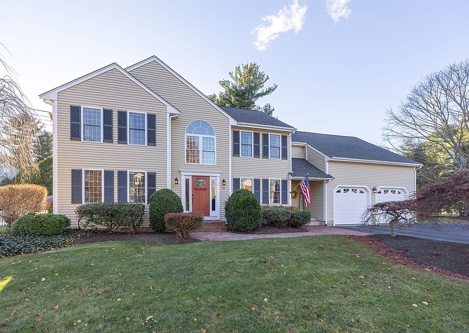 1st image of 11 Buckthorn Ln