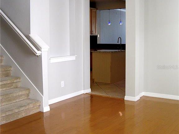 2nd image of 1001 Juel St