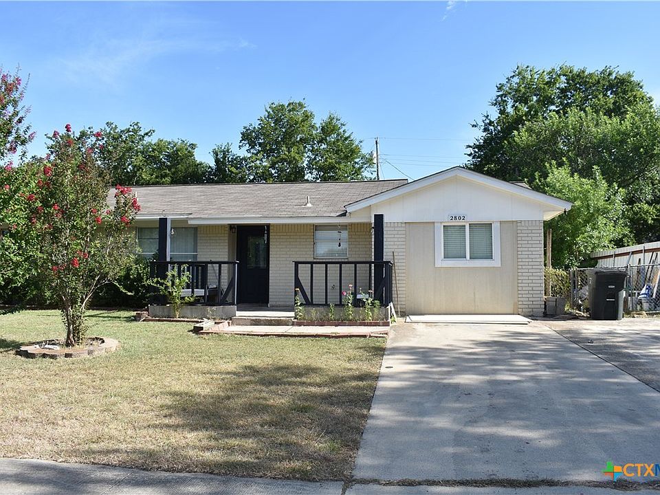 1st image of 2802 Persimmon Dr
