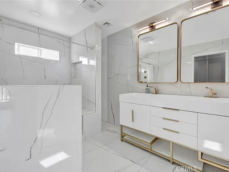1432 N Catalina St — Photo 27