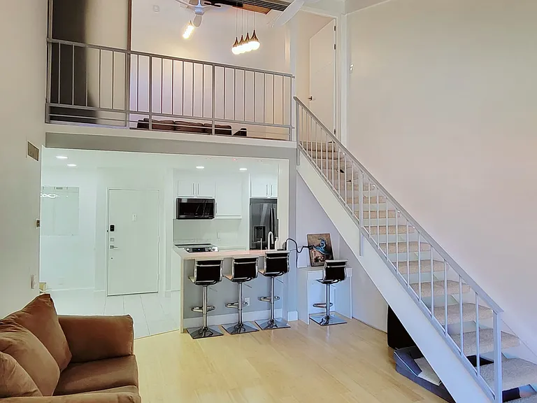 5460 White Oak Ave — Photo 10
