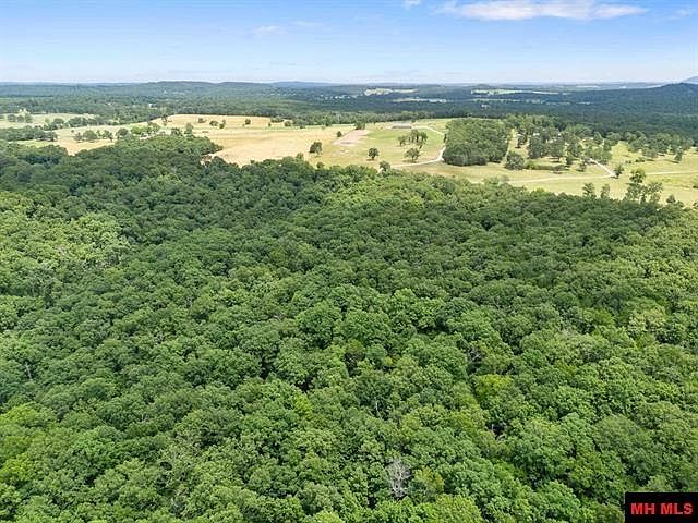 2nd image of 40 Ac Cres #625