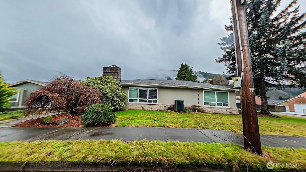 283 Division Avenue, Morton WA - Owner Finance Home