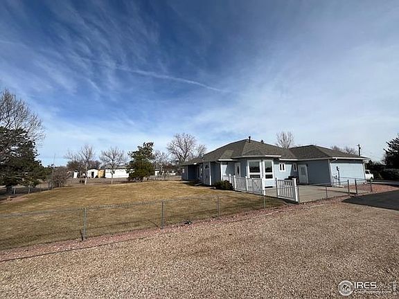 5th image of 2145 Bluebell Ave