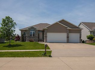 2350 Spoonbill Dr, Marion, IA 52302