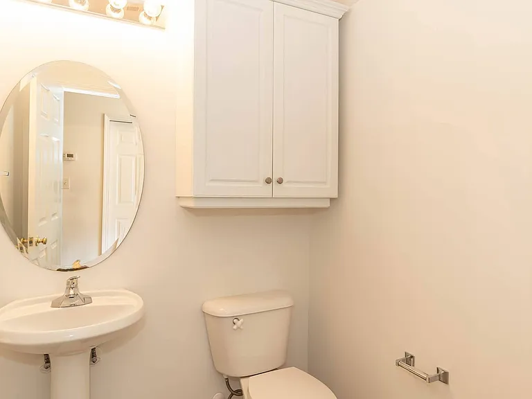 295 Plaza Dr #E — Photo 9