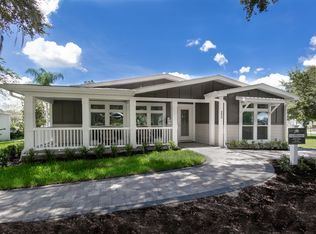 216 Magnolia Dr #154637, Lady Lake, FL 32159