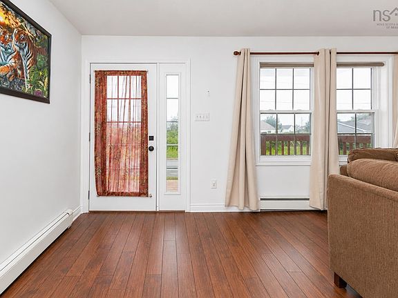 4th image of 16 Water St