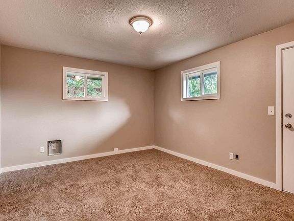 4th image of 15712 1st Ave NE #2