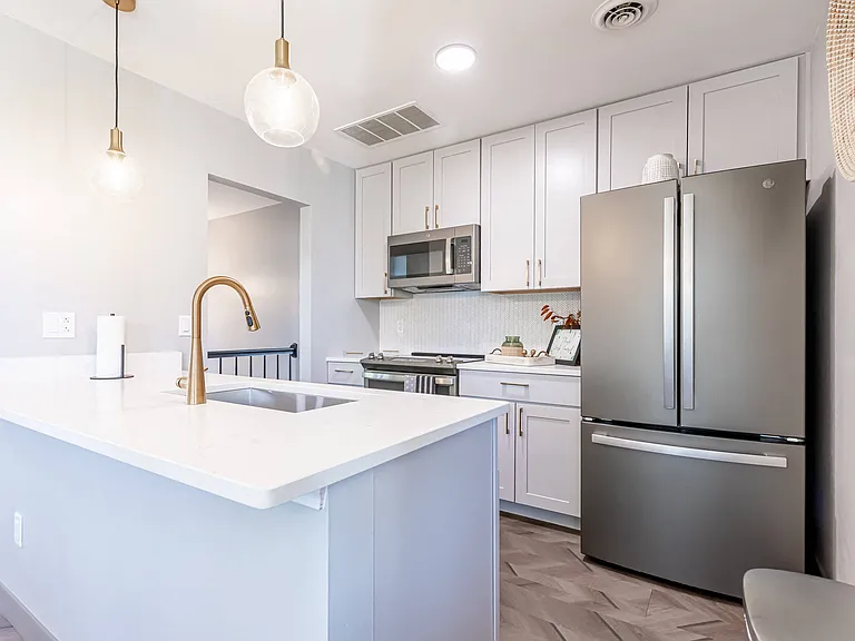 Littlestone Apartments — Photo 3