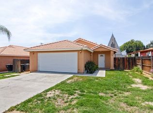 371 W 2nd St, Perris, CA 92570