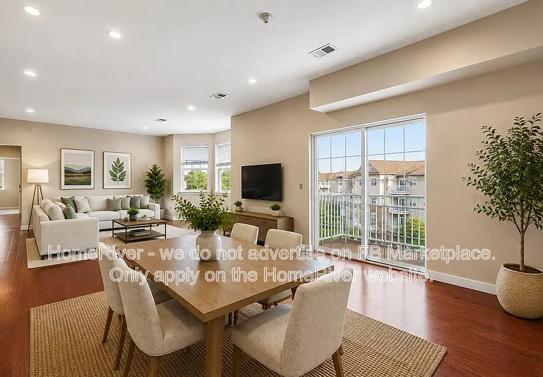 347 Pond Ln — Photo 2