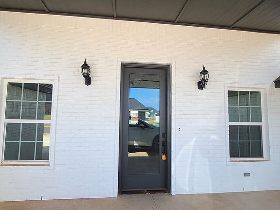 2nd image of 9304 SW 35th St