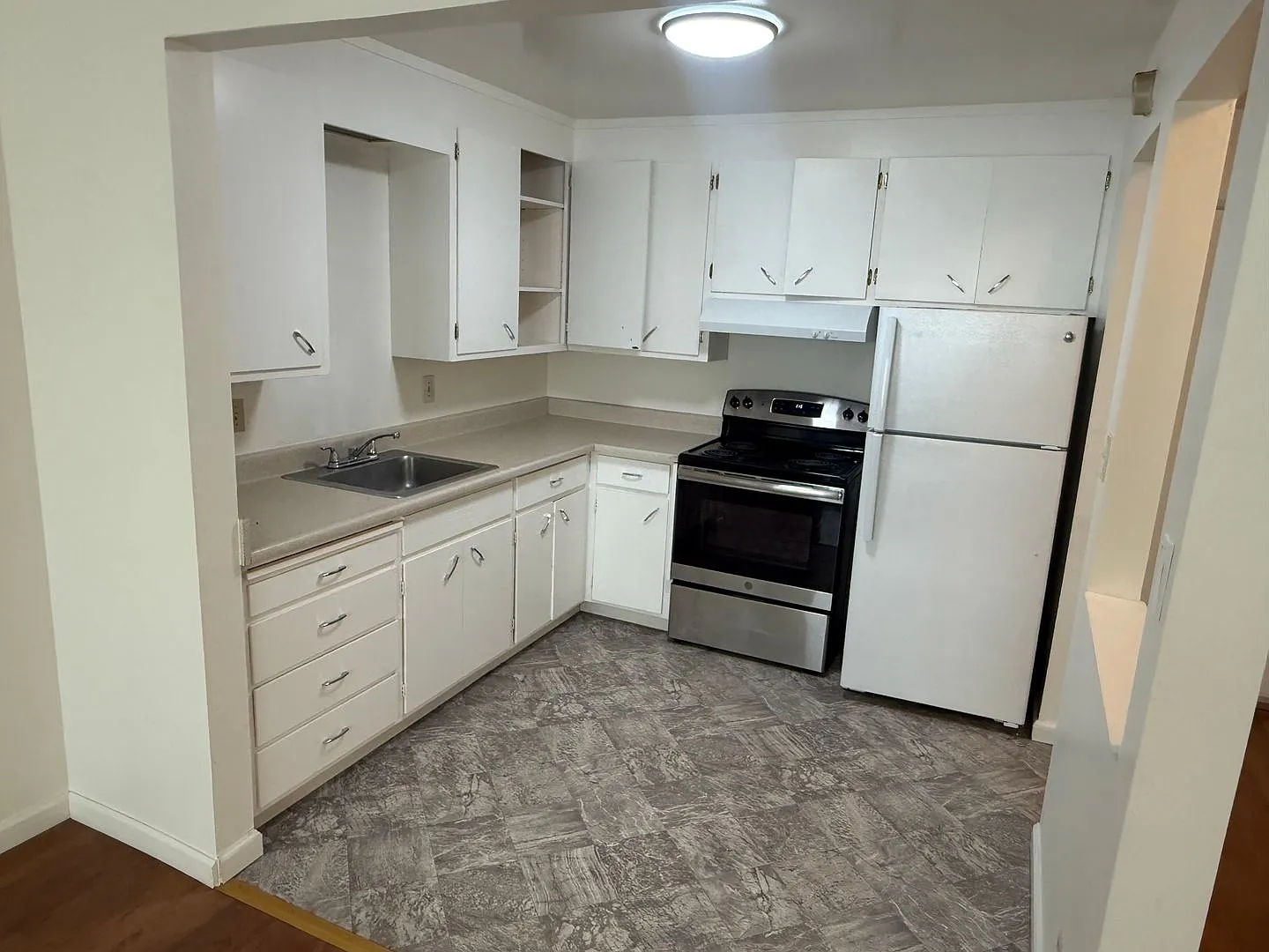 Stannage Ave, 411 — Photo 3