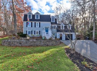 26 Christopher Hollow Rd, Sandwich, MA 02563