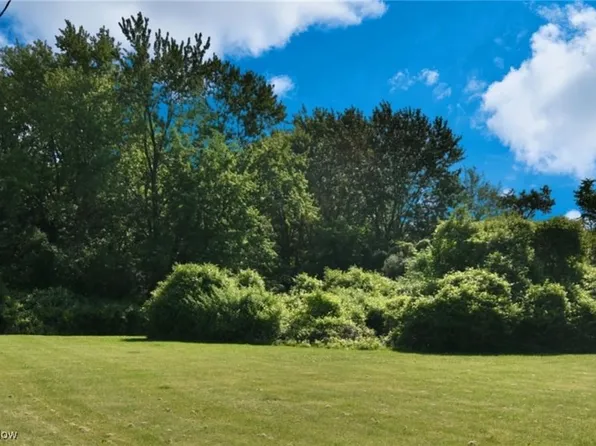 Vl N North Woodland Rd, Beachwood, OH 44122