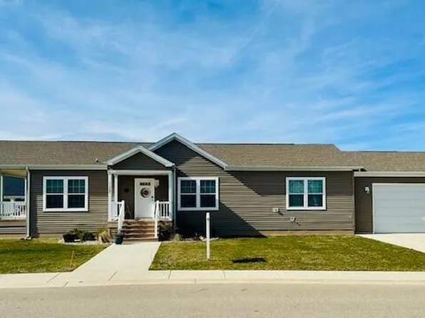 11707 Melanie Way Dr, Rockford, MI 49341