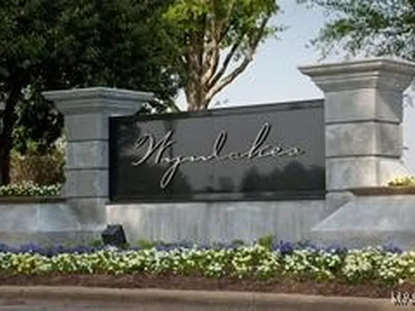 8330 Wynlakes Blvd, Montgomery, AL 36117