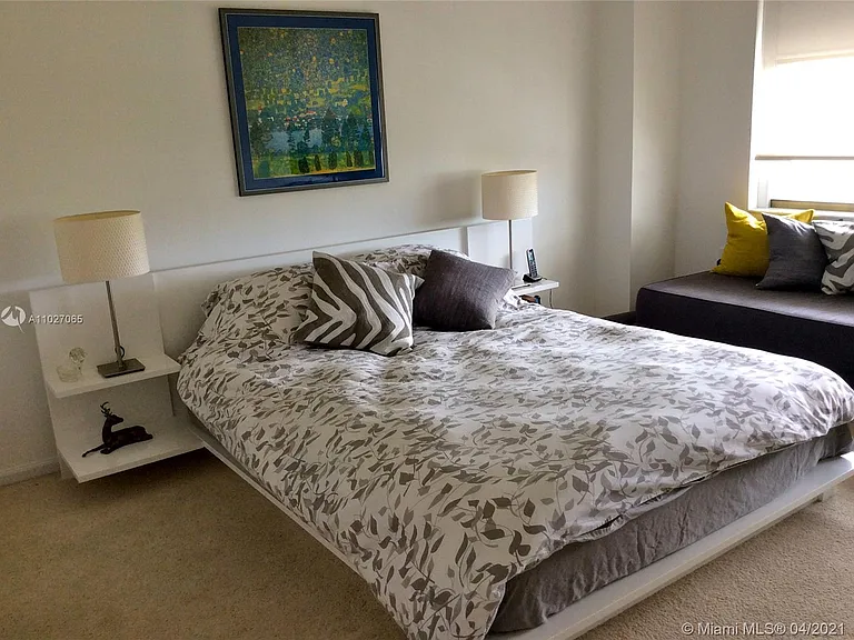 155 Ocean Lane Dr #1004 — Photo 18
