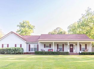 1622 Ashford Rd, Ashford, AL 36312