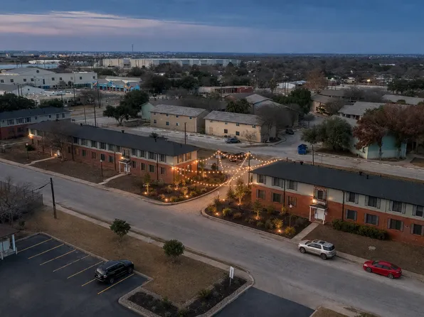 313 Calgary Ave APT C, San Antonio, TX 78226
