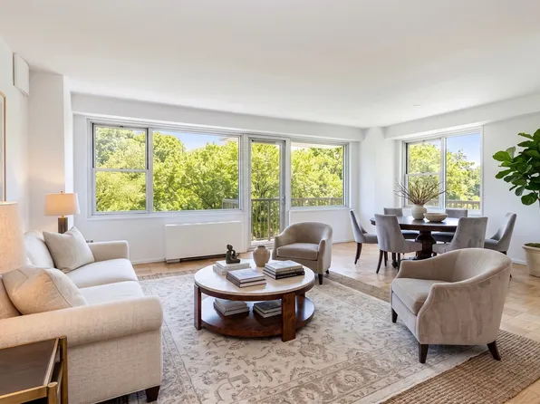 80 Central Park West image 1 of 23