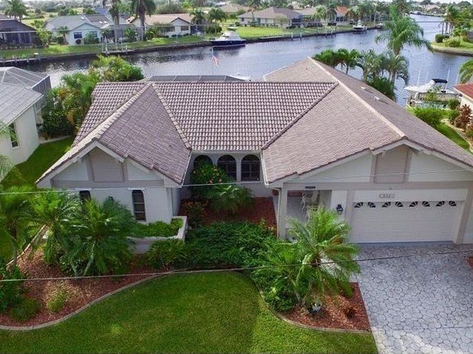 1st image of 523 Toulouse Dr
