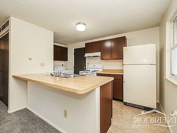 4th image of 8248 Mount McKinley Dr #1