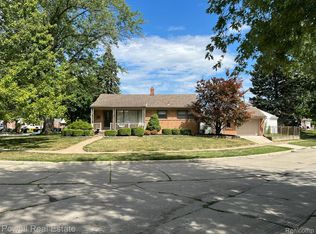 15066 Pennsylvania Ave, Allen Park, MI