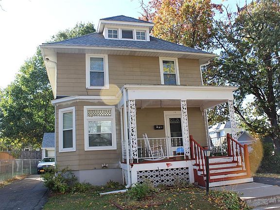 2nd image of 26 Duane Ave