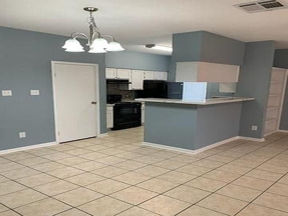 3rd image of 1620 Wellington Pl APT 206