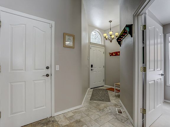 5th image of 1607 Davis Ave #N80