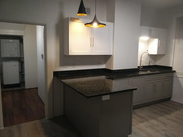 3025 Brereton St #4 — Photo 12
