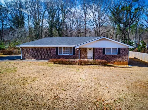 4104 Lauada Dr, Douglasville, GA 30135