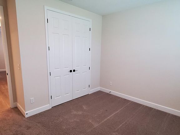 4th image of 3432 Auvenshine Way